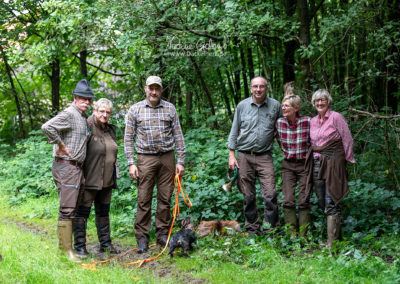 v.l.n.r.: Richterobmann Jacques Petit, Richterin Susanne Silbermann-Weger, Hundeführer Christian Müller, Richter Thomas May, Cornelia Linnert, Michaela Tölle